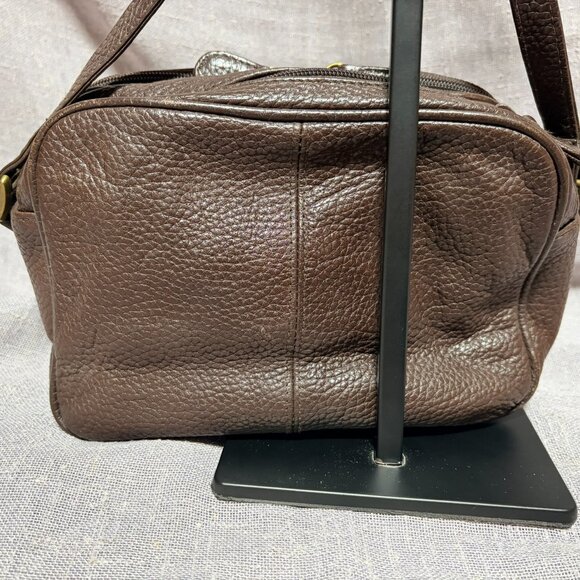 Aigner Crossbody - Picture 6 of 8